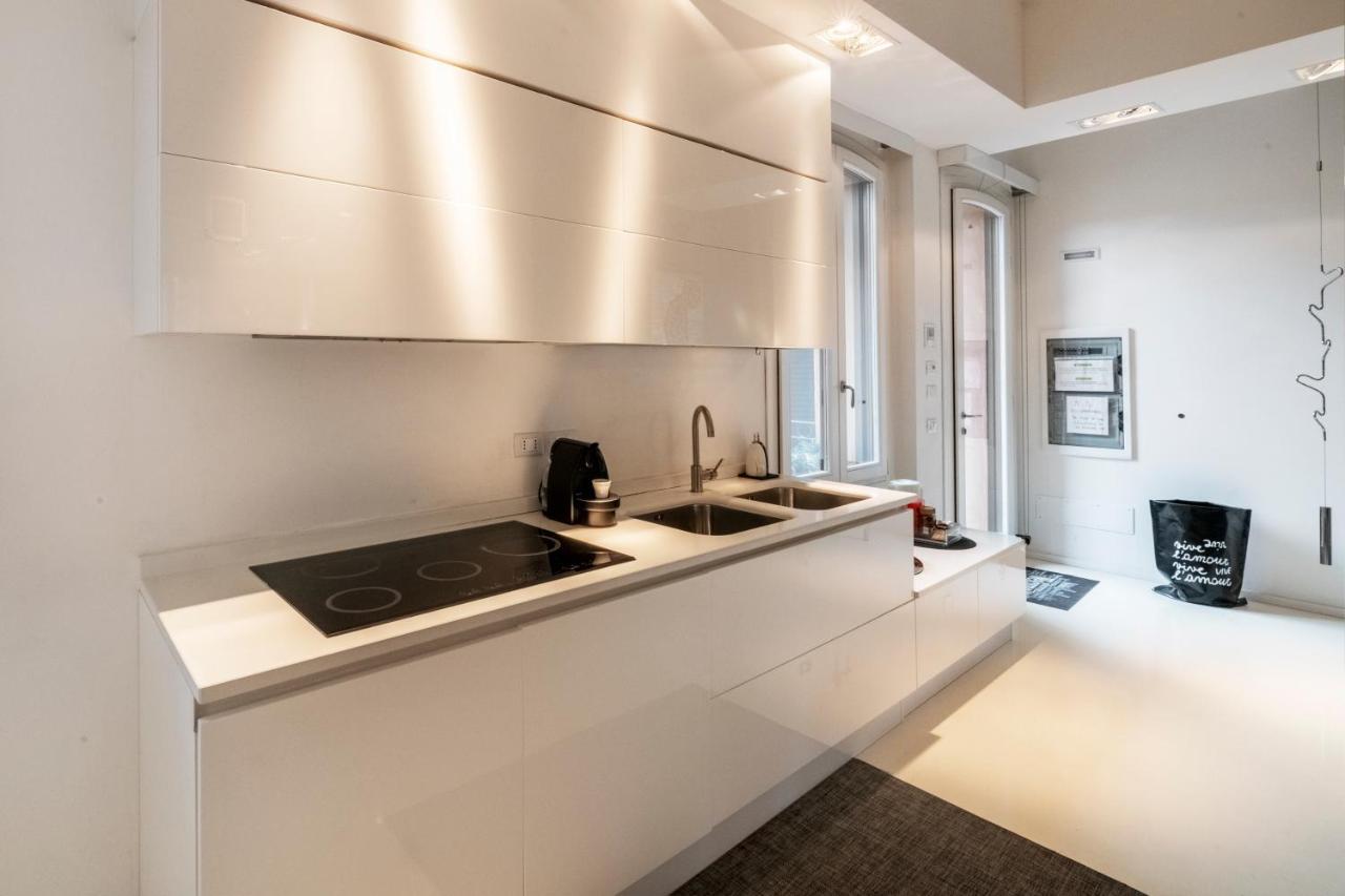 Villa Charming Flat In Centro A Ferrara Con Posto Auto Exterior foto